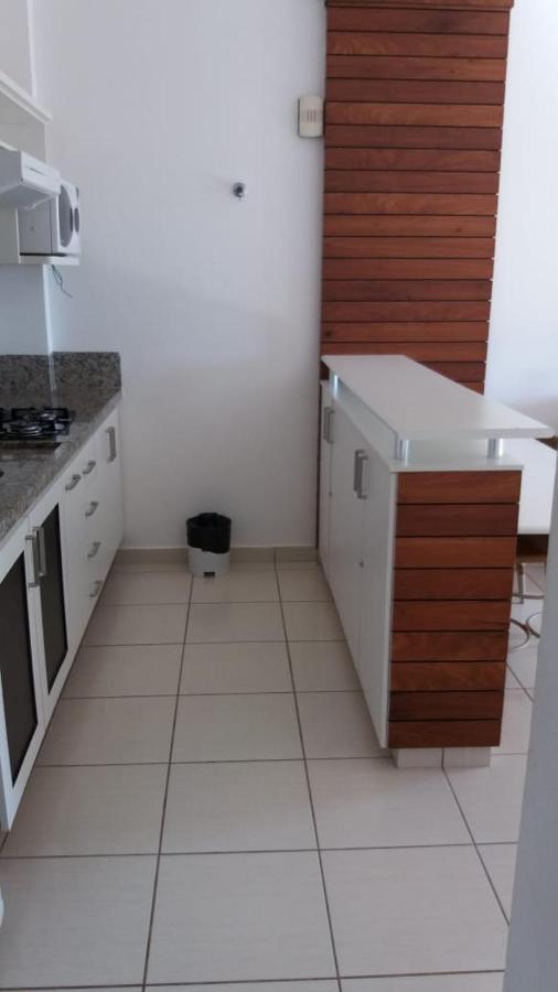 Nautico Flat Com Acesso Ao Clube Nautico Praia- Caldas Novas Калдас Новас Екстериор снимка